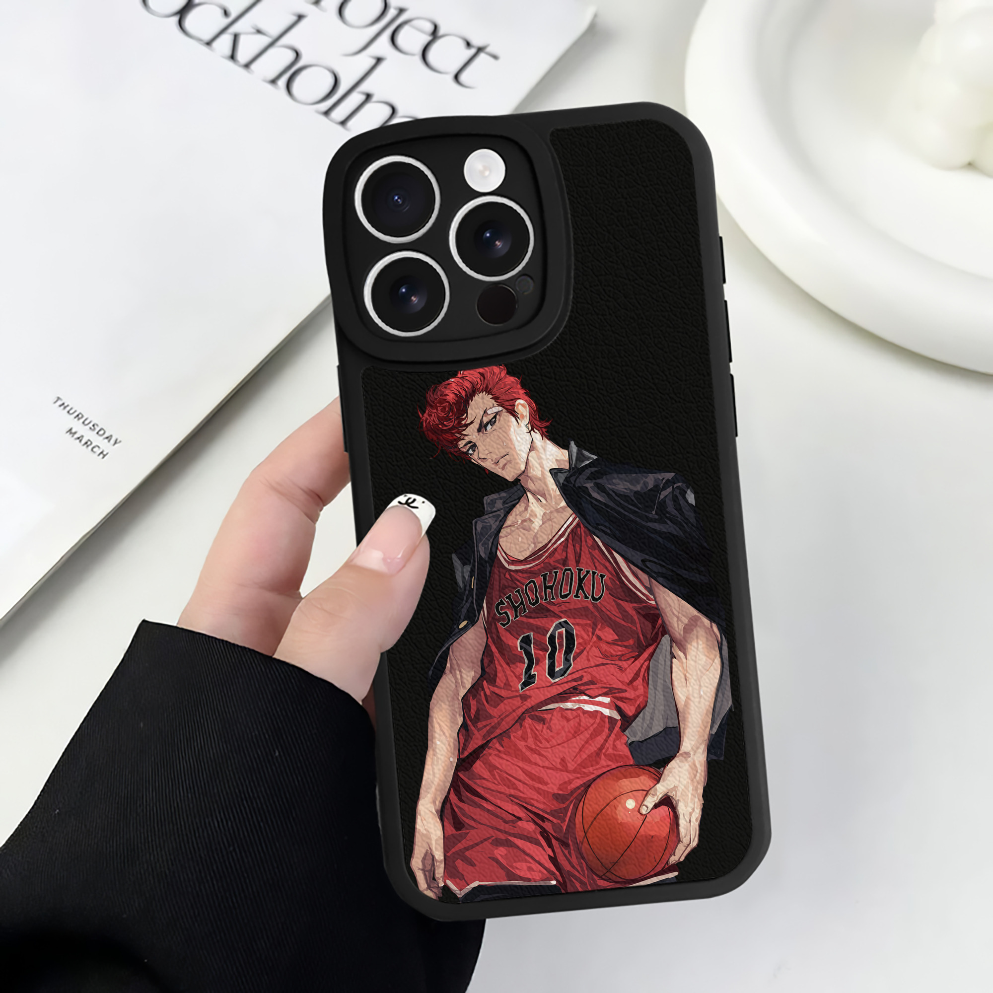（画像用） SLAM DUNK／スラムダンク 【iPhone 16シリーズ対応】シリコンスマホケース（レザー調） 材質：シリコン